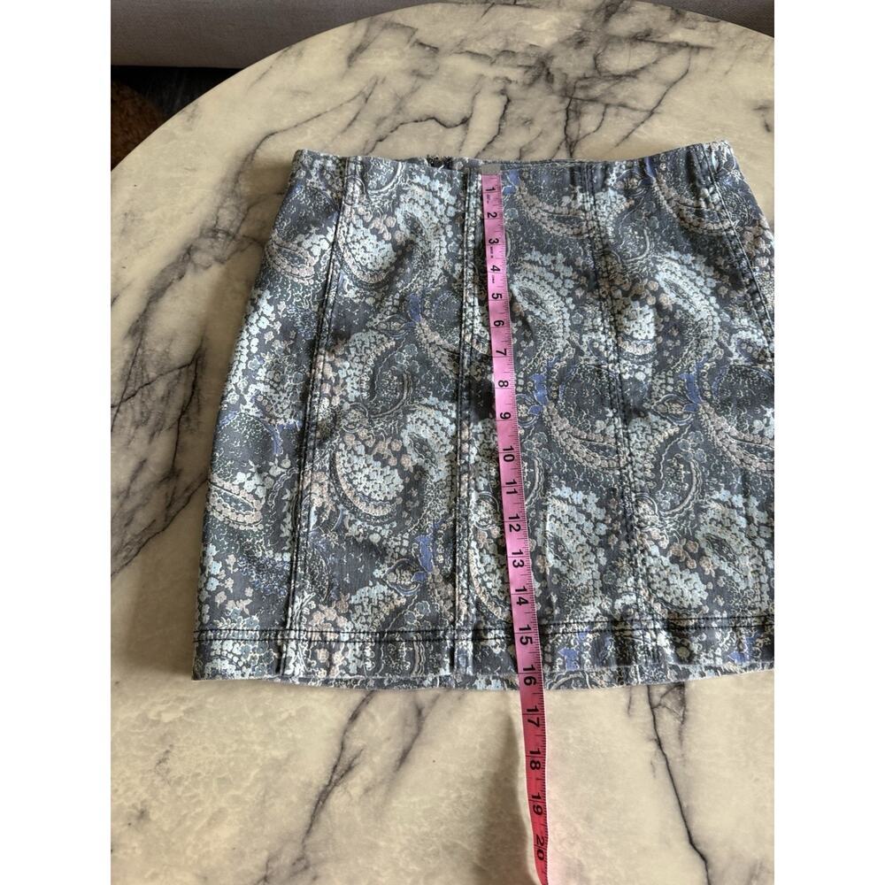 Free People Modern Femme Green Mini Short Skirt Paisley Fall Printed Size 12 - Picture 9 of 10